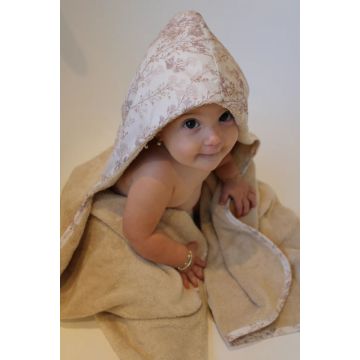 Little Threads Bath Towel