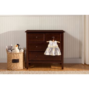 DaVinci Autumn 4-Drawer Dresser, KD