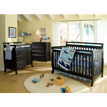 DaVinci Emily 4-in-1 Convertible Crib