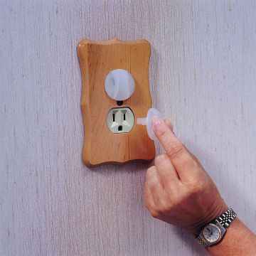 kidco outlet plugs S360