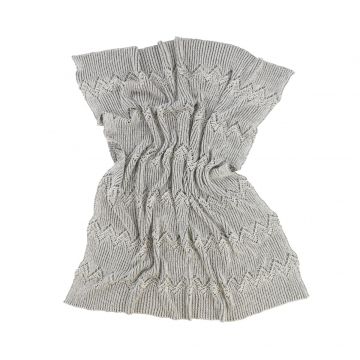 Zigzag Grey Knit Blanket