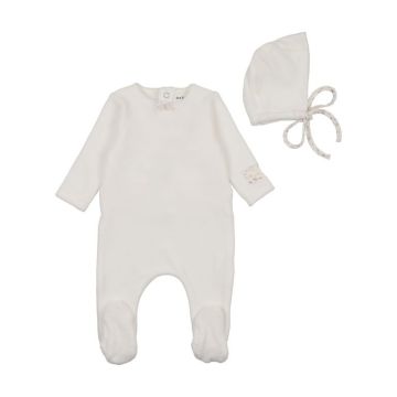Bee & Dee Boutique Whimsical Bloom patch Footie And Bonnet